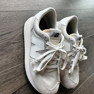 Womens 237 size 7.5 new balance